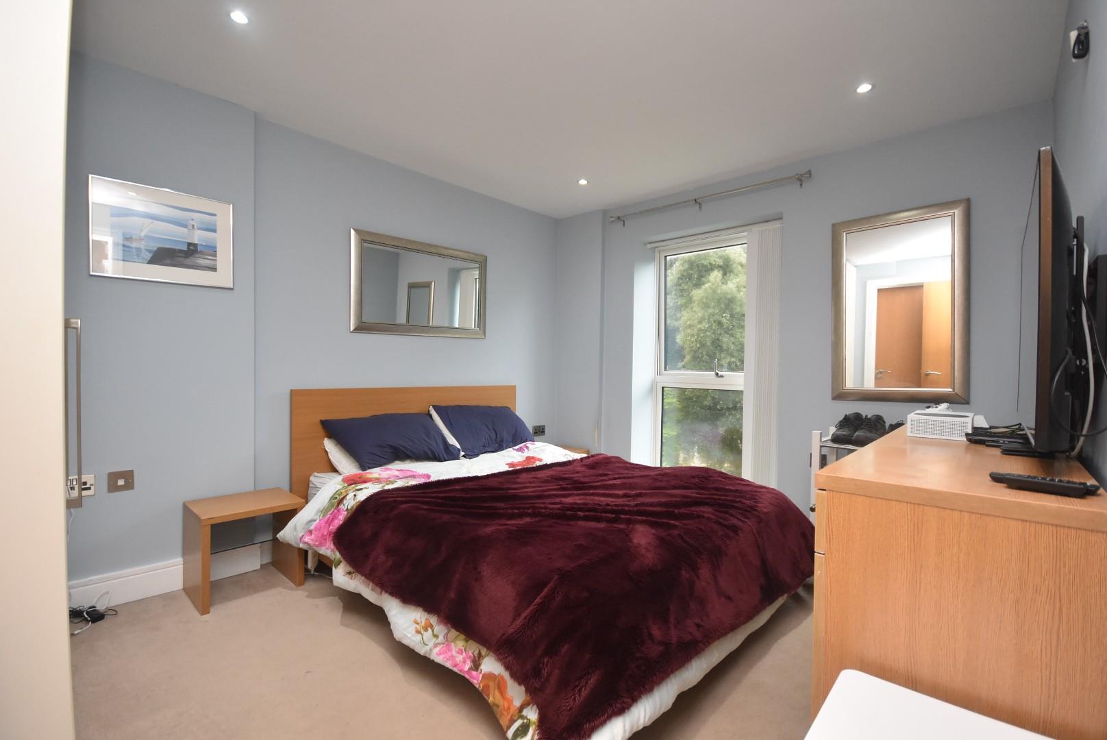 319 Woodlands, Hayes Point, Sully, CF64 5QF